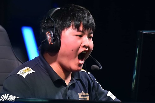 The Top 15 Greatest League of Legends Players in the World